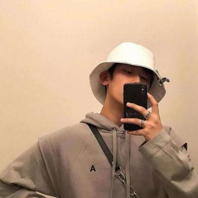 2019時尚超酷男生微信有哪些？新時尚超酷男生微信頭像大全