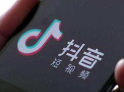 抖音你如果愛(ài)上別人請(qǐng)別告訴我是什么歌？你如果愛(ài)上別人請(qǐng)別告訴我誰(shuí)唱的？