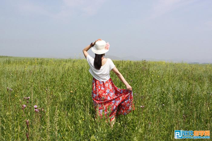 PS給草原上的女友調成魔幻的藍紫色